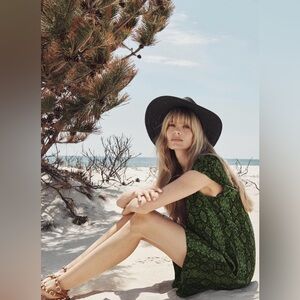 Anthropologie Rachel Cap Sleeve Snake Print V-Neck Green Pocket Tunic Dress, XS